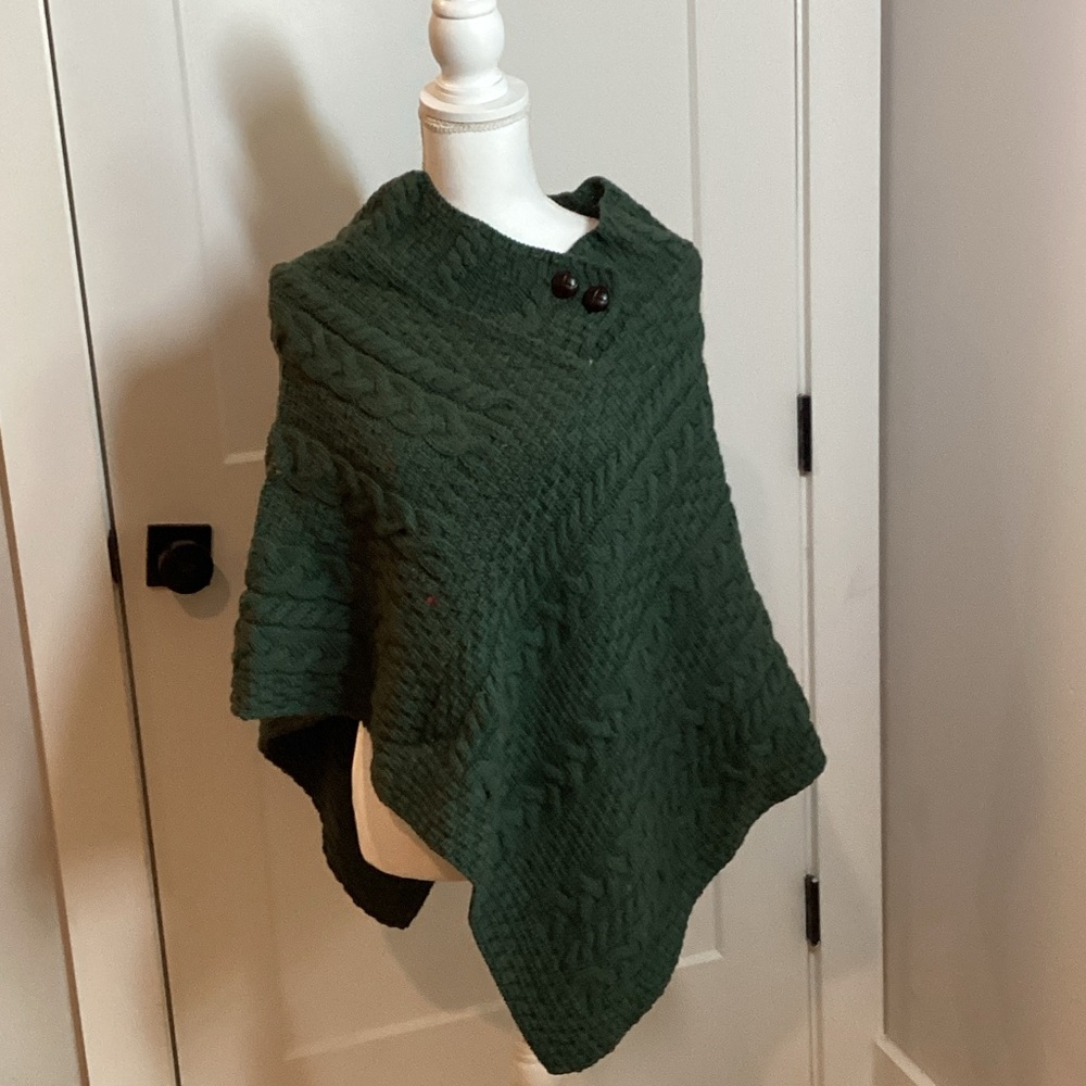 Irish Aran Wool Green Cable Knit Poncho